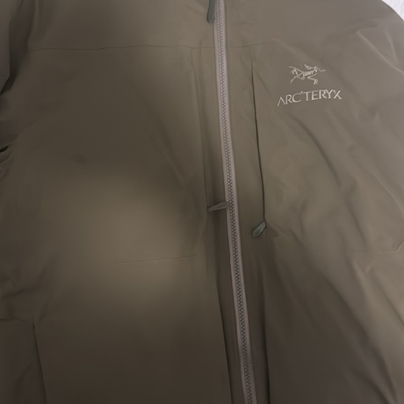 Arc'Teryx Fission SV GORETEX Hooded Puffer Jacket - Picture 7 of 7